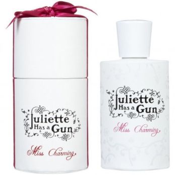 miss-charming-juliette-has-a-gun